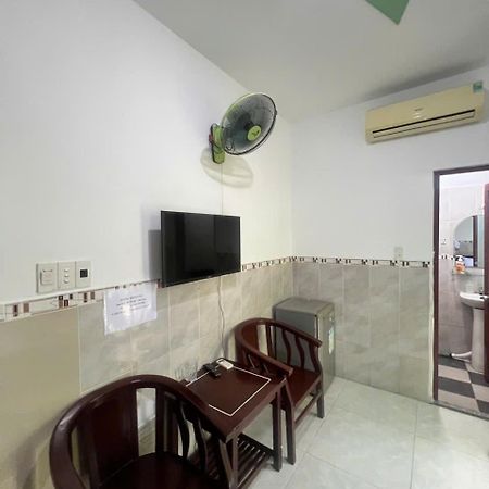 Khach San Doan Gia Aparthotel Cidade de Ho Chi Minh Exterior foto