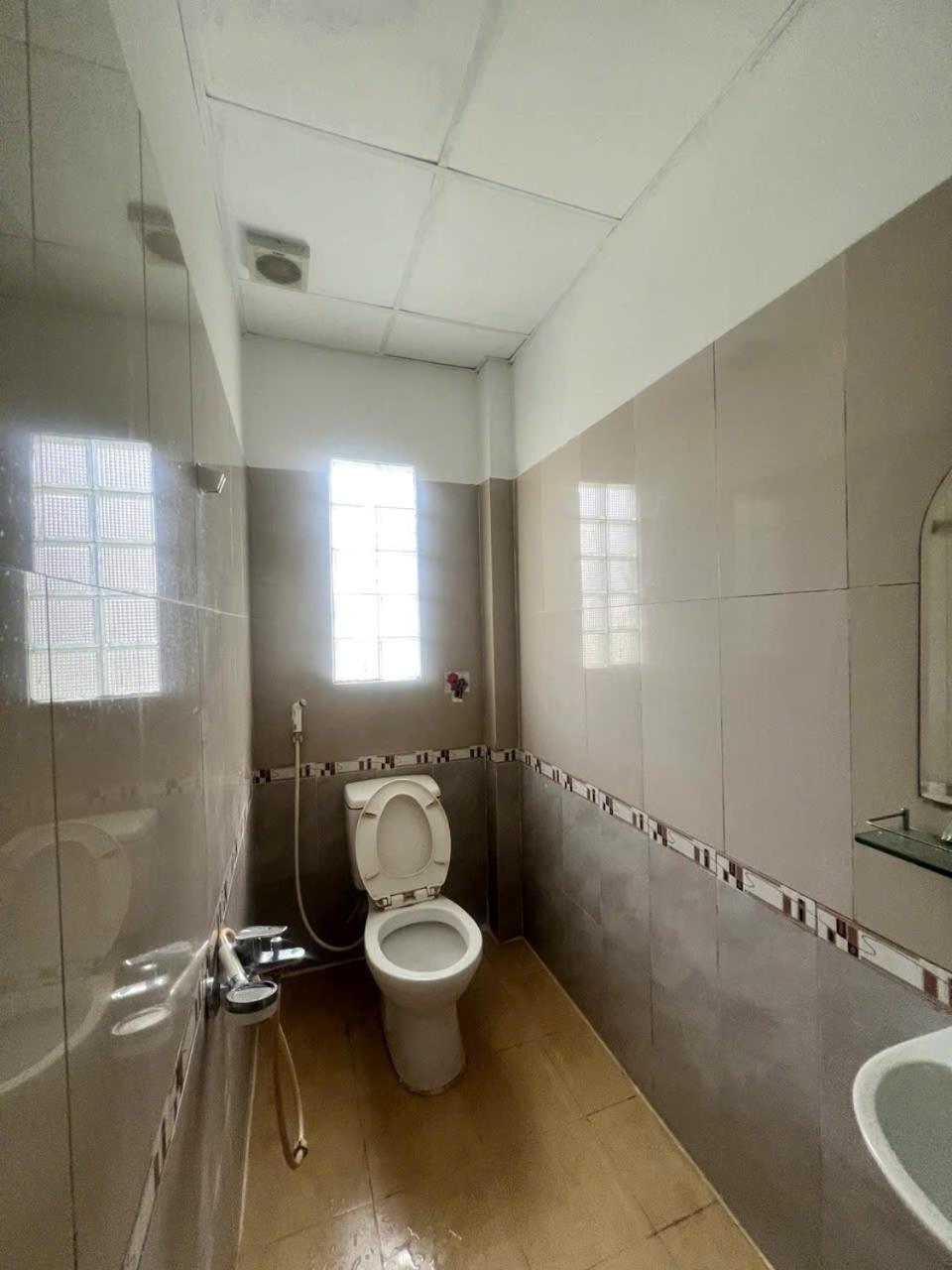 Khach San Doan Gia Aparthotel Cidade de Ho Chi Minh Exterior foto